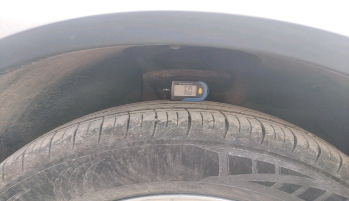 2015 Mahindra XUV500 W8, Diesel, Manual, 81,670 km, tyre