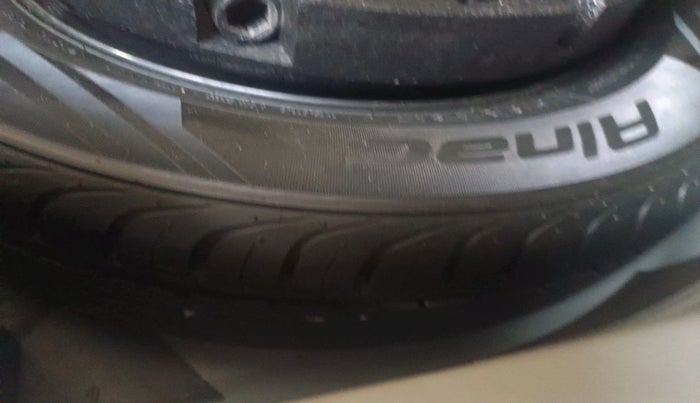 2015 Skoda Rapid 1.5 TDI CR ELEGANCE PLUS AT, Diesel, Automatic, 57,057 km, tyre