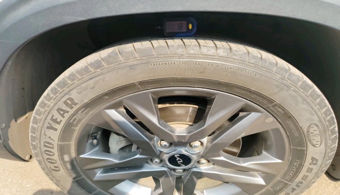 2022 KIA SELTOS  HTX IVT G, Petrol, Automatic, 29,543 km, tyre