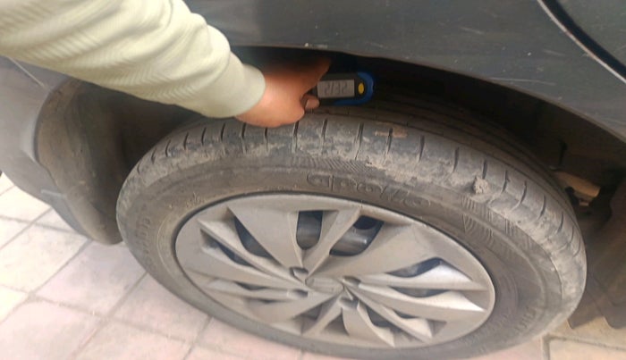 2023 Maruti Baleno DELTA CNG 1.2L, Petrol, Manual, 1,44,481 km, tyre