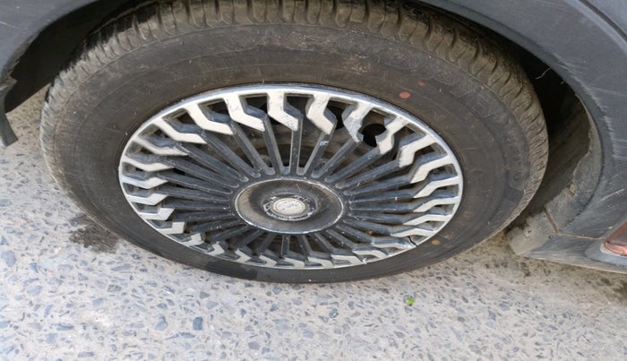 2018 Ford FREESTYLE AMBIENTE 1.2 PETROL, Petrol, Manual, 45,010 km, tyre