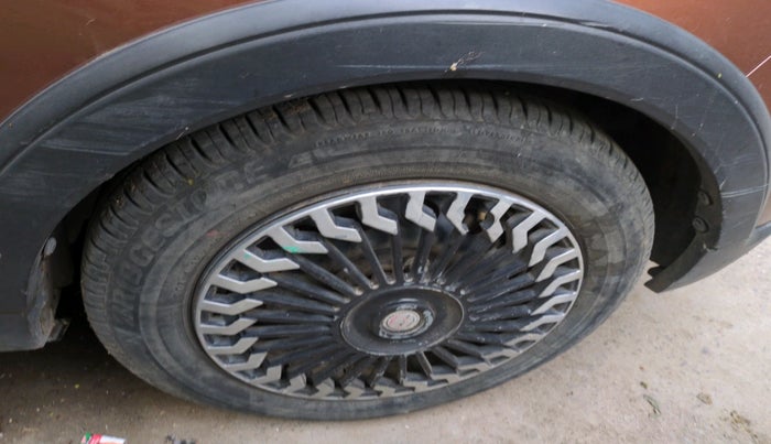 2018 Ford FREESTYLE AMBIENTE 1.2 PETROL, Petrol, Manual, 45,010 km, tyre