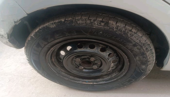 2015 Maruti Celerio VXI, Petrol, Manual, 40,344 km, tyre