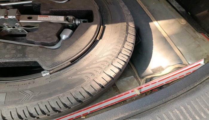 2016 Maruti S Cross DELTA 1.3, Diesel, Manual, 36,358 km, tyre