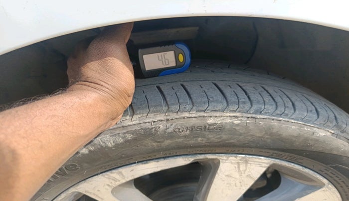 2015 Hyundai Elite i20 ASTA 1.4 CRDI, Diesel, Manual, 1,74,134 km, tyre