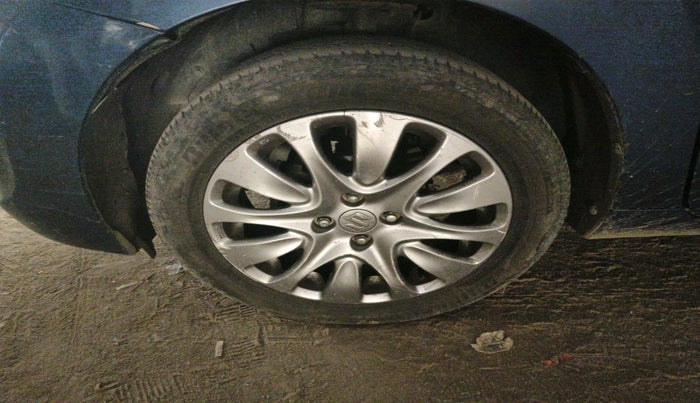 2017 Maruti Baleno ALPHA DIESEL 1.3, Diesel, Manual, 1,47,232 km, tyre