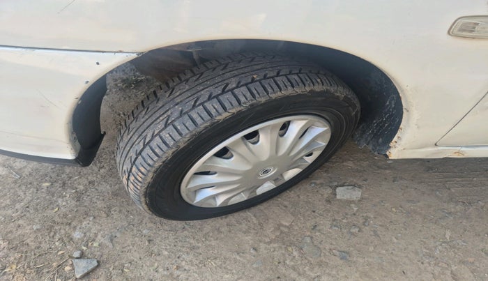 2015 Tata Indigo ECS LS TDI, Diesel, Manual, 1,73,918 km, tyre