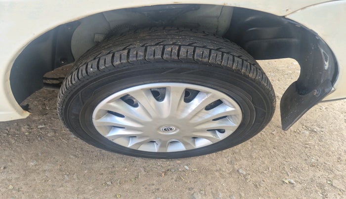 2015 Tata Indigo ECS LS TDI, Diesel, Manual, 1,73,918 km, tyre