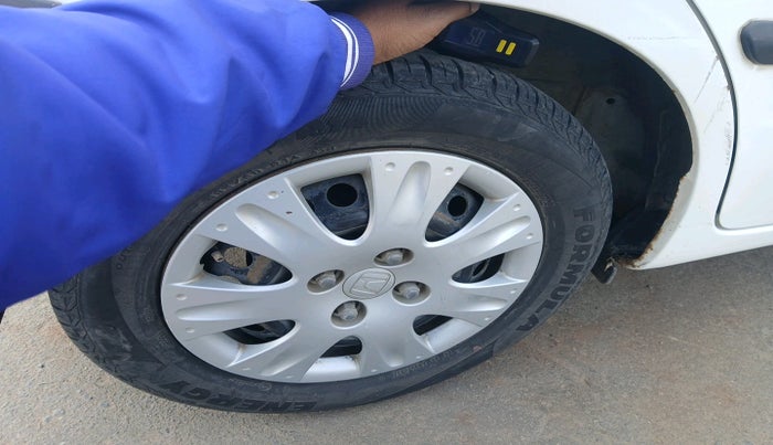 2012 Honda Brio S(O) MT, Petrol, Manual, 48,176 km, tyre