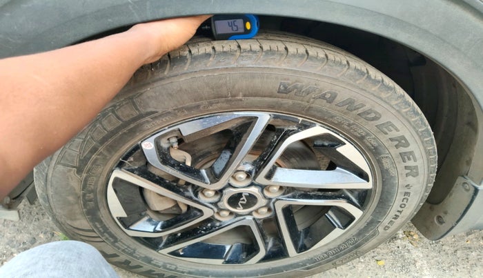 2024 KIA CARENS LUXURY PLUS 1.5 PETROL DCT 7 STR, Petrol, Automatic, 11,643 km, tyre