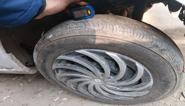 2012 Maruti Wagon R 1.0 LXI, Petrol, Manual, 96,959 km, tyre