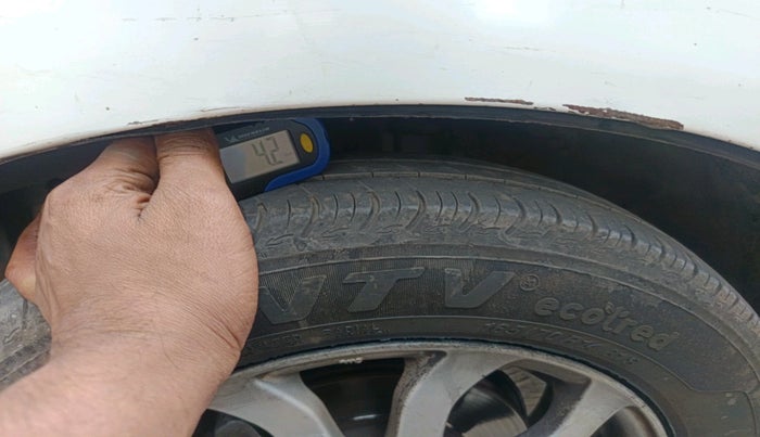 2013 Honda Amaze 1.2L I-VTEC VX AT, Petrol, Automatic, 1,69,207 km, tyre