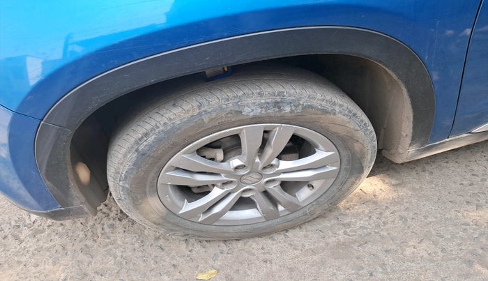 2017 Maruti Vitara Brezza VDI (O), Diesel, Manual, 1,21,061 km, tyre