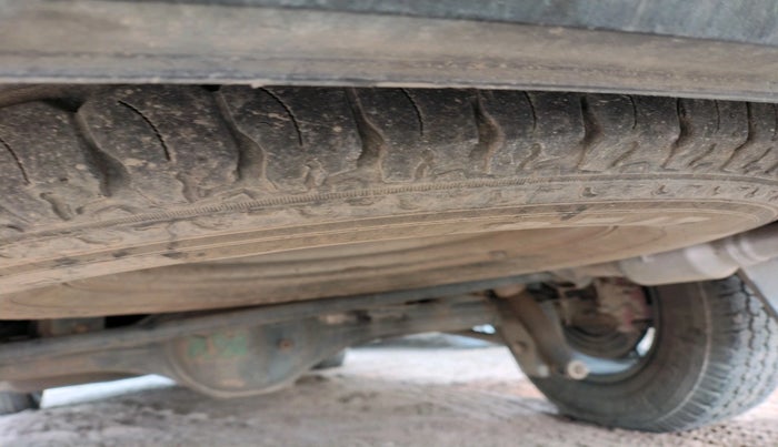 2018 Tata Safari Storme 2.2 EX 4X2, Diesel, Manual, 1,22,848 km, tyre