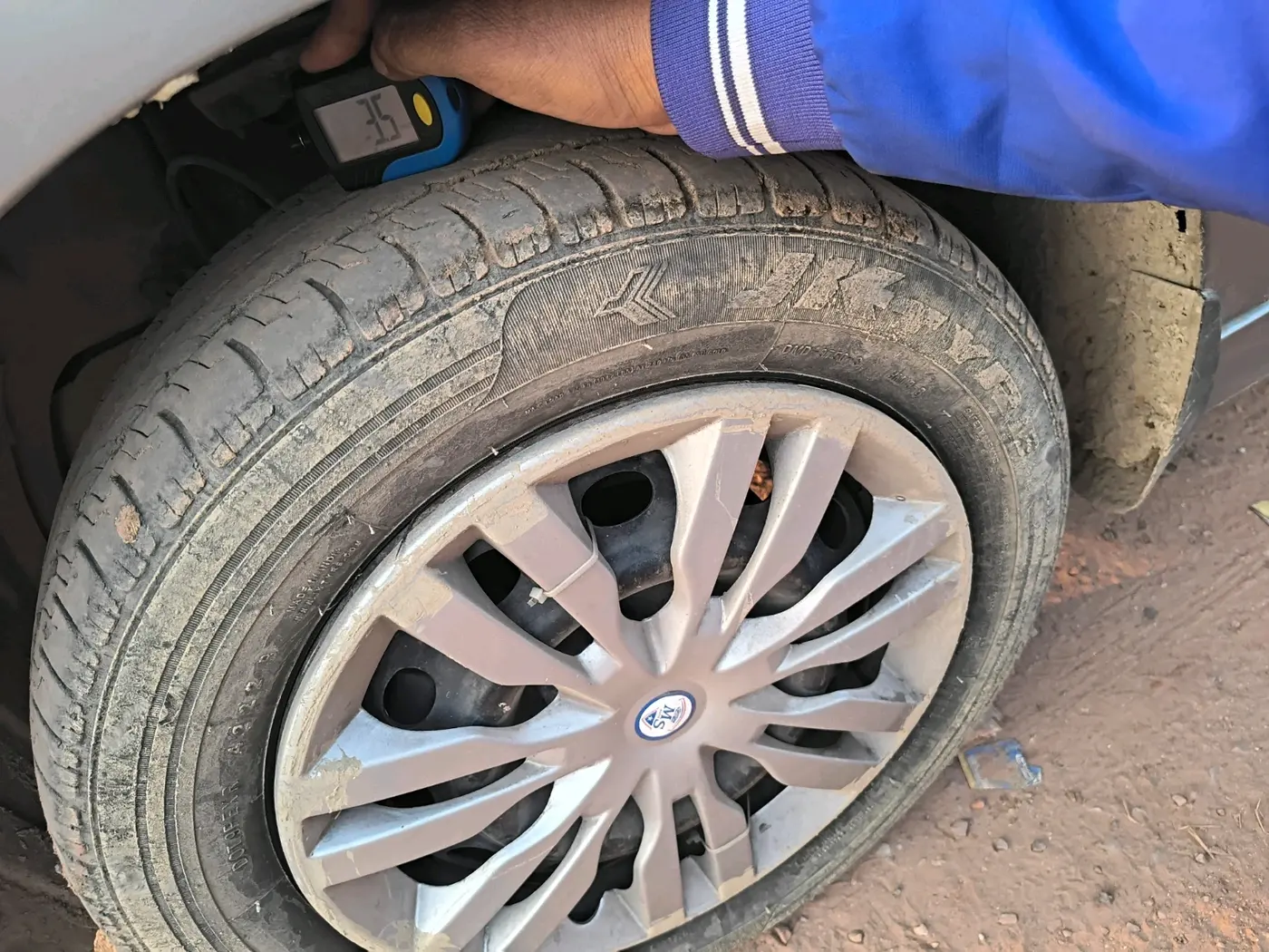 2018 Tata TIGOR XT PETROL, Petrol, Manual, 59,901 km, tyre