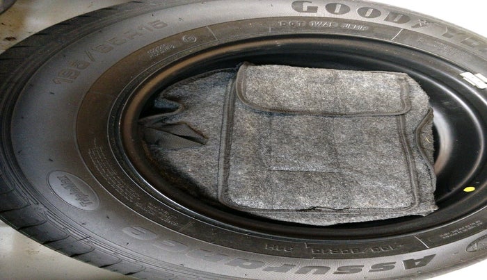 2022 KIA SONET HTX 1.0 IMT, Petrol, Manual, 45,789 km, tyre