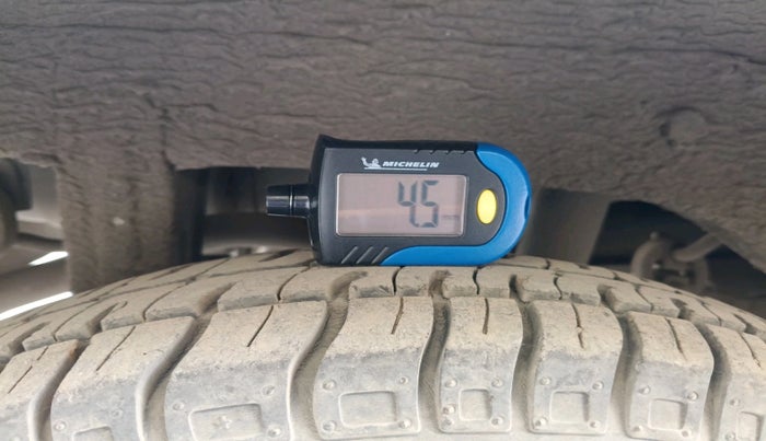 2013 Maruti Alto 800 LXI CNG, Petrol, Manual, 93,627 km, tyre