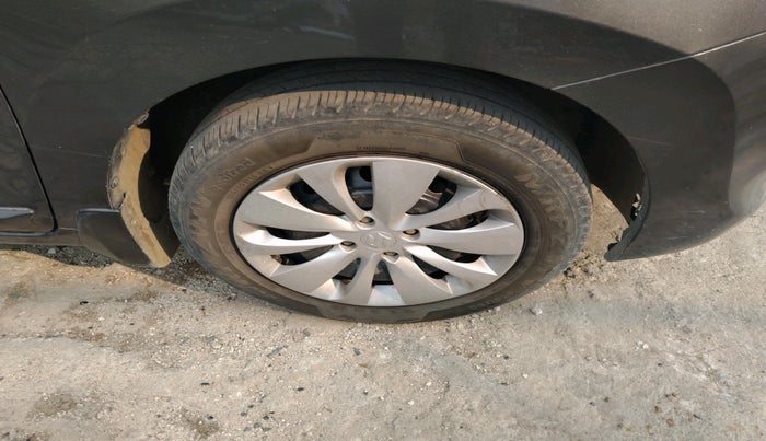 2018 Maruti Baleno DELTA PETROL 1.2, Petrol, Manual, 1,56,274 km, tyre