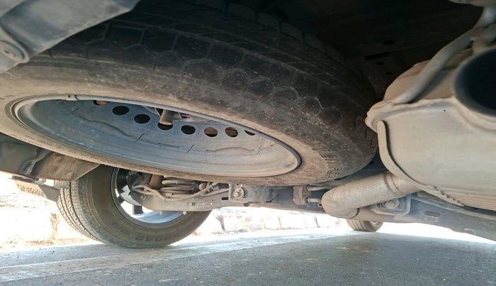 2021 Mahindra XUV700 AX 7 LUXURY P AT 7 STR, Petrol, Automatic, 96,908 km, tyre