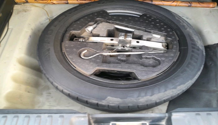 2018 Maruti Vitara Brezza LDI, Diesel, Manual, 1,77,741 km, tyre