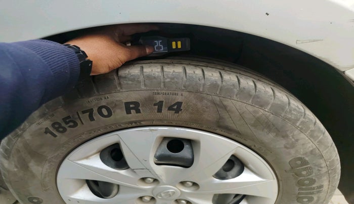 2017 Hyundai Elite i20 MAGNA 1.2, Petrol, Manual, 92,498 km, tyre