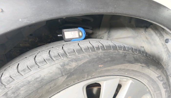 2016 Maruti S Cross ALPHA 1.6, Diesel, Manual, 1,35,836 km, tyre