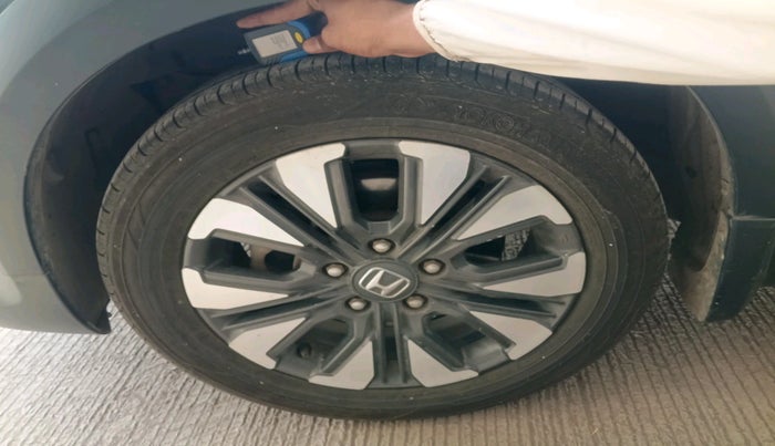 2022 Honda WR-V 1.5L I-DTEC SV MT, Diesel, Manual, 87,266 km, tyre