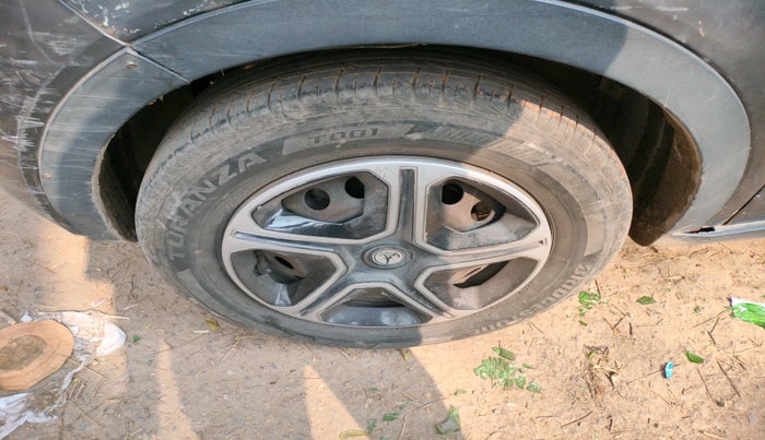 2018 Tata NEXON XMA DIESEL, Diesel, Automatic, 57,855 km, tyre