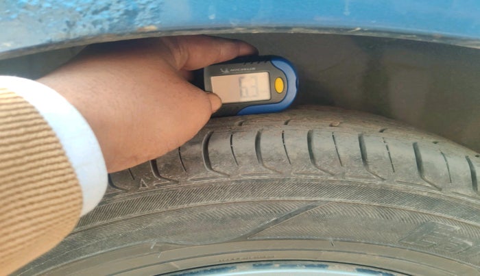 2015 Honda Brio S MT, Petrol, Manual, 83,546 km, tyre