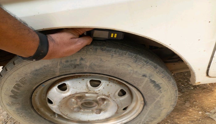 2017 Maruti Eeco 5 STR WITH A/C+HTR, Petrol, Manual, 2,64,893 km, tyre