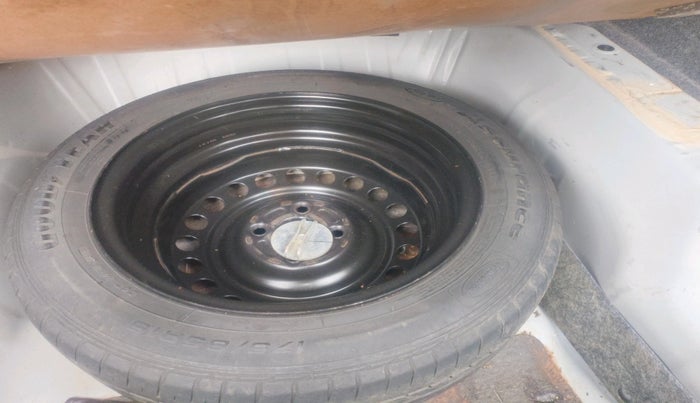 2017 Honda City 1.5L I-VTE V CVT, Petrol, Automatic, 67,729 km, tyre