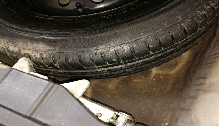 2022 Maruti Dzire ZXI AMT, Petrol, Automatic, 28,000 km, tyre