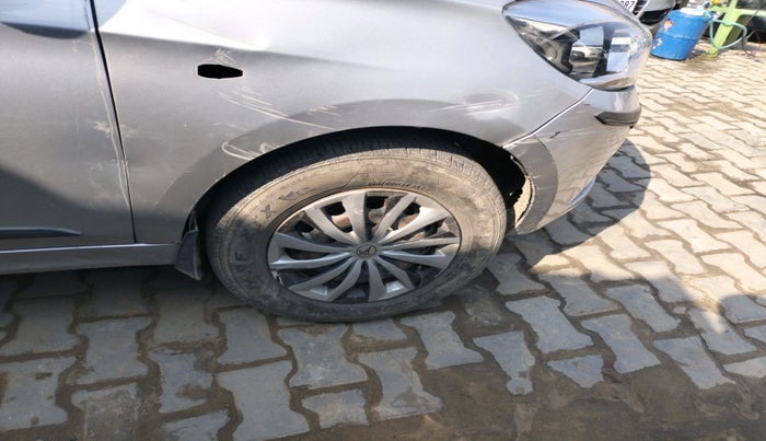 2018 Tata TIGOR XM PETROL, Petrol, Manual, 92,050 km, tyre