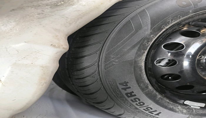 2017 Ford Figo Aspire TITANIUM1.5 DIESEL, Diesel, Manual, 97,662 km, tyre