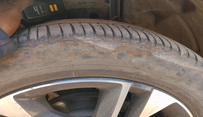 2021 Tata Tiago XZA PLUS PETROL, Petrol, Automatic, 26,233 km, tyre