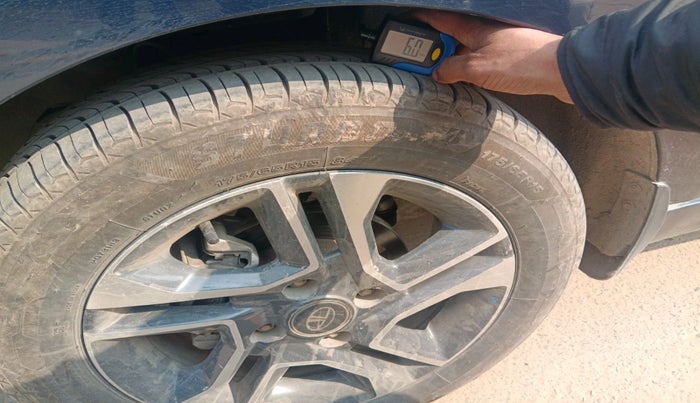 2018 Tata TIGOR XZ PLUS PETROL, Petrol, Manual, 86,121 km, tyre