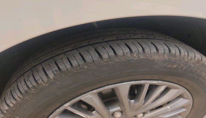 2019 Maruti Ertiga ZDI+ 1.3, Diesel, Manual, 64,745 km, tyre