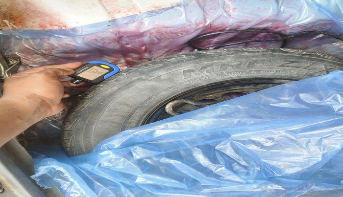 2014 Maruti Alto 800 LXI, Petrol, Manual, 88,084 km, tyre