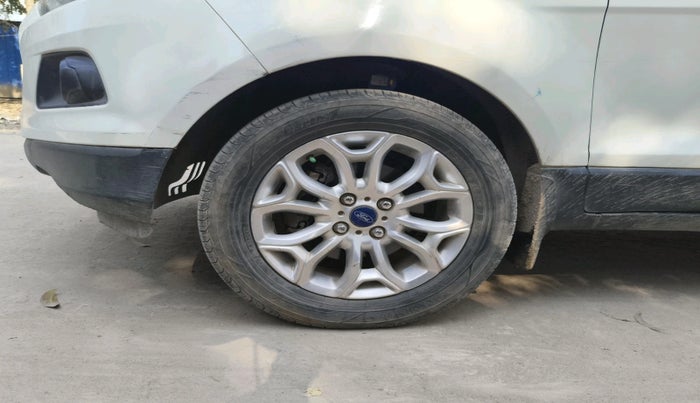 2015 Ford Ecosport TITANIUM 1.5L DIESEL, Diesel, Manual, 93,984 km, tyre