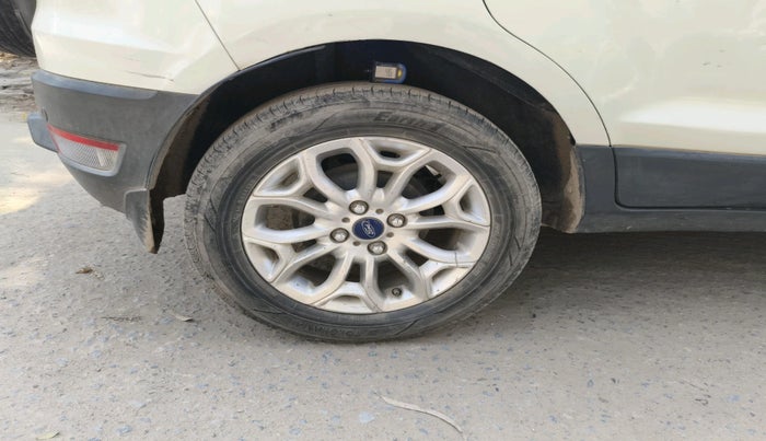 2015 Ford Ecosport TITANIUM 1.5L DIESEL, Diesel, Manual, 93,984 km, tyre