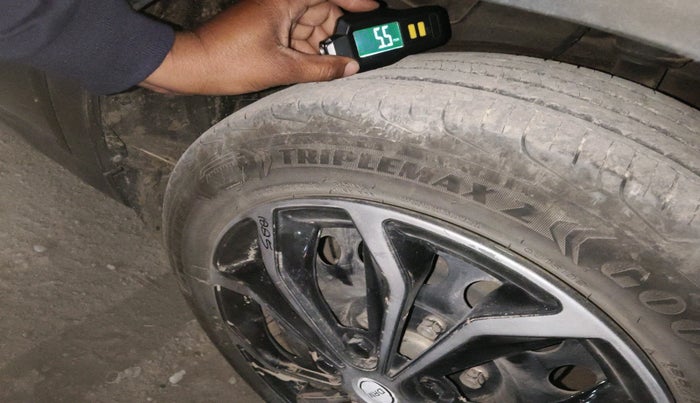 2025 Tata NEXON SMART PLUS 1.2 REVOTRON, Petrol, Manual, 28,267 km, tyre