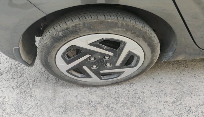 2024 Hyundai GRAND I10 NIOS SPORTZ 1.2 KAPPA VTVT, Petrol, Manual, 11,064 km, tyre