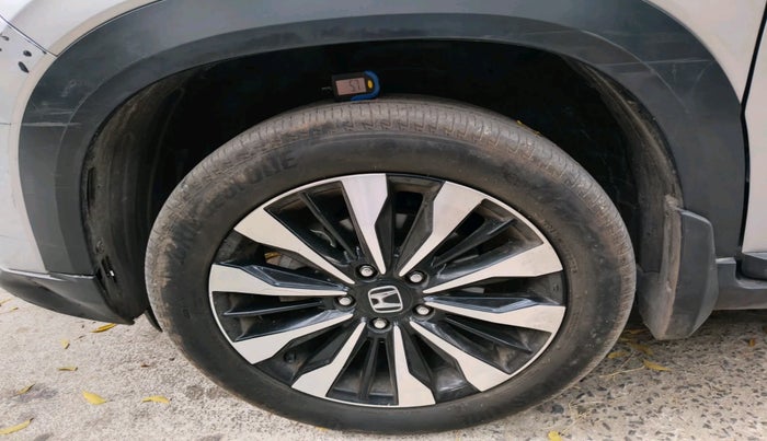 2023 Honda ELEVATE VX CVT, Petrol, Automatic, 33,324 km, tyre