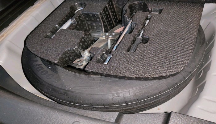 2023 Honda ELEVATE VX CVT, Petrol, Automatic, 33,324 km, tyre