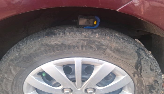 2014 Hyundai i10 SPORTZ 1.1, Petrol, Manual, 81,917 km, tyre