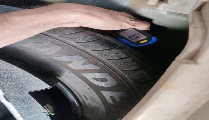 2020 Mahindra XUV300 W8 1.5 DIESEL AMT, Diesel, Automatic, 99,393 km, tyre