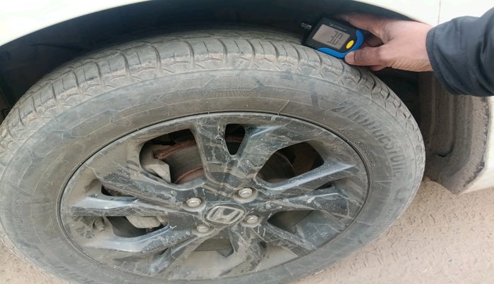 2019 Honda Amaze 1.2L I-VTEC VX, Petrol, Manual, 74,084 km, tyre