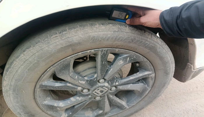 2019 Honda Amaze 1.2L I-VTEC VX, Petrol, Manual, 74,084 km, tyre