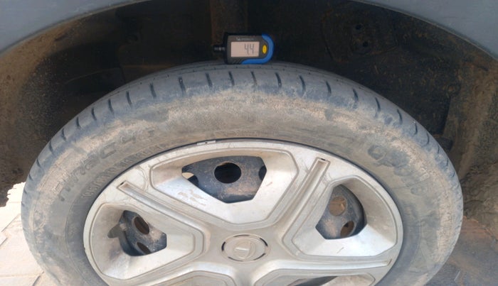 2019 Tata NEXON XM DIESEL, Diesel, Manual, 1,39,807 km, tyre