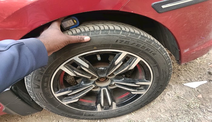 2017 Maruti Celerio VXI CNG, Petrol, Manual, 1,52,144 km, tyre